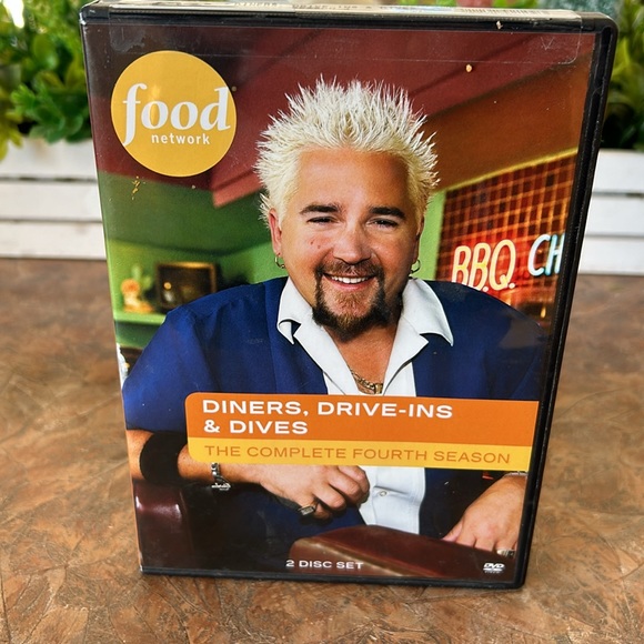 Diners Drive Ins & Dives complete fourth season dvd set - Picture 8 of 8